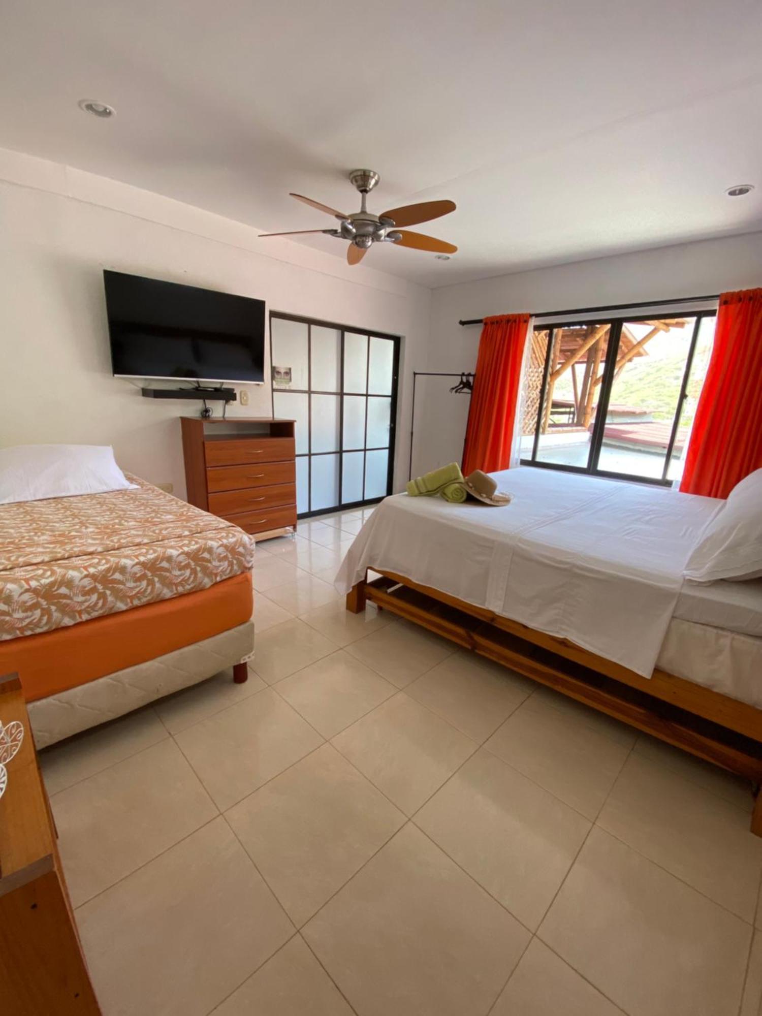 טגאנגה Casa Italia Guest House מראה חיצוני תמונה